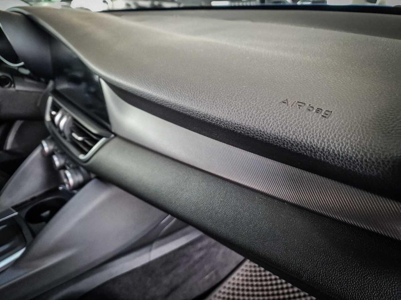 Alfa Romeo Alfa Romeo Giulia usata 19