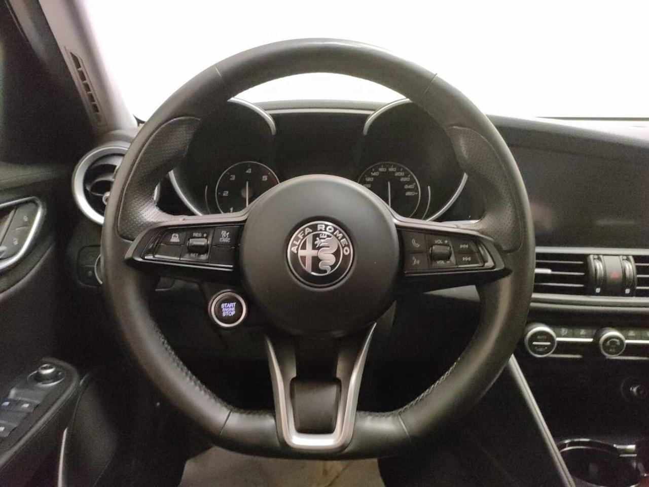 Alfa Romeo Alfa Romeo Giulia usata 8