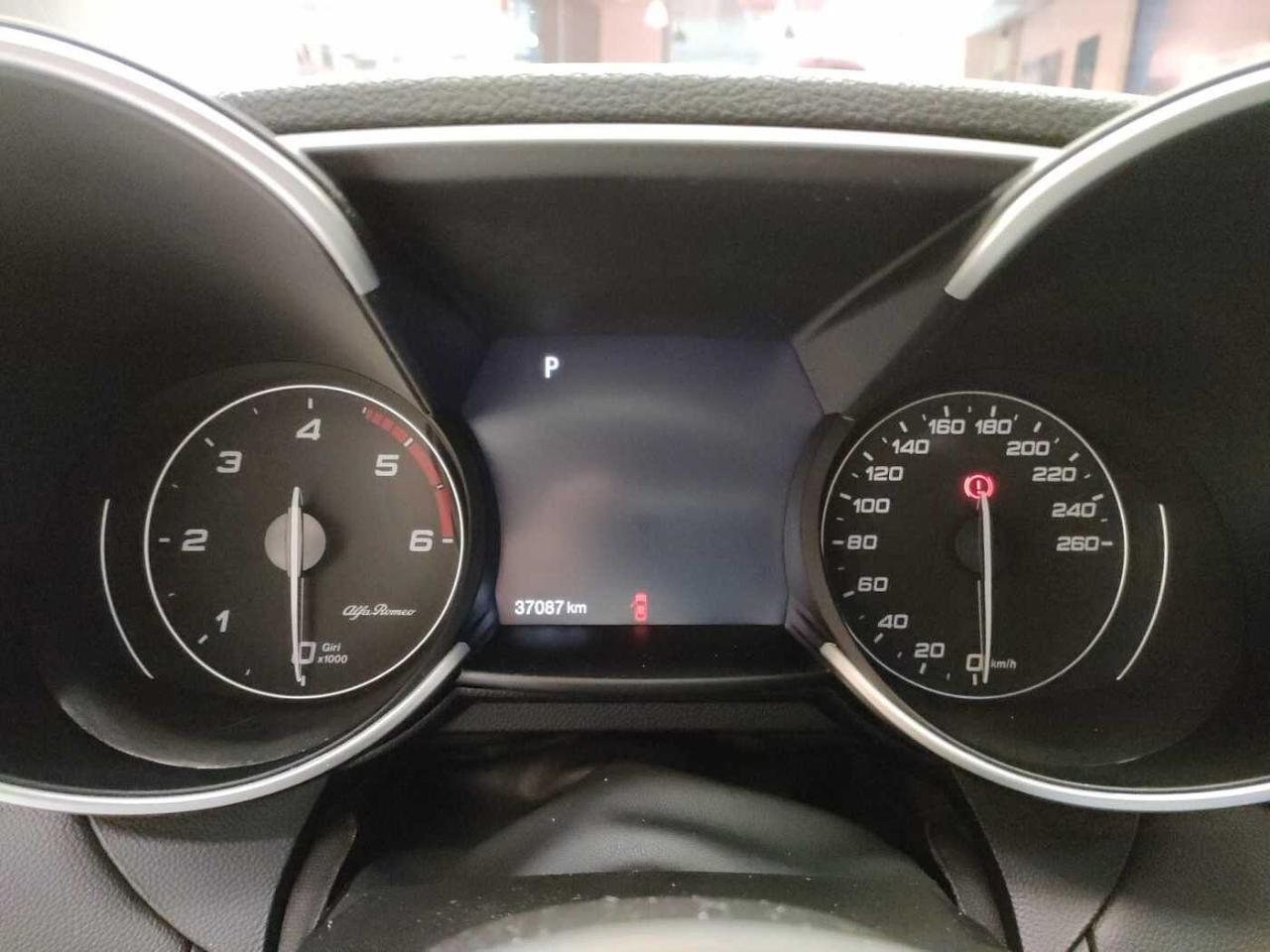 Alfa Romeo Alfa Romeo Giulia usata 9