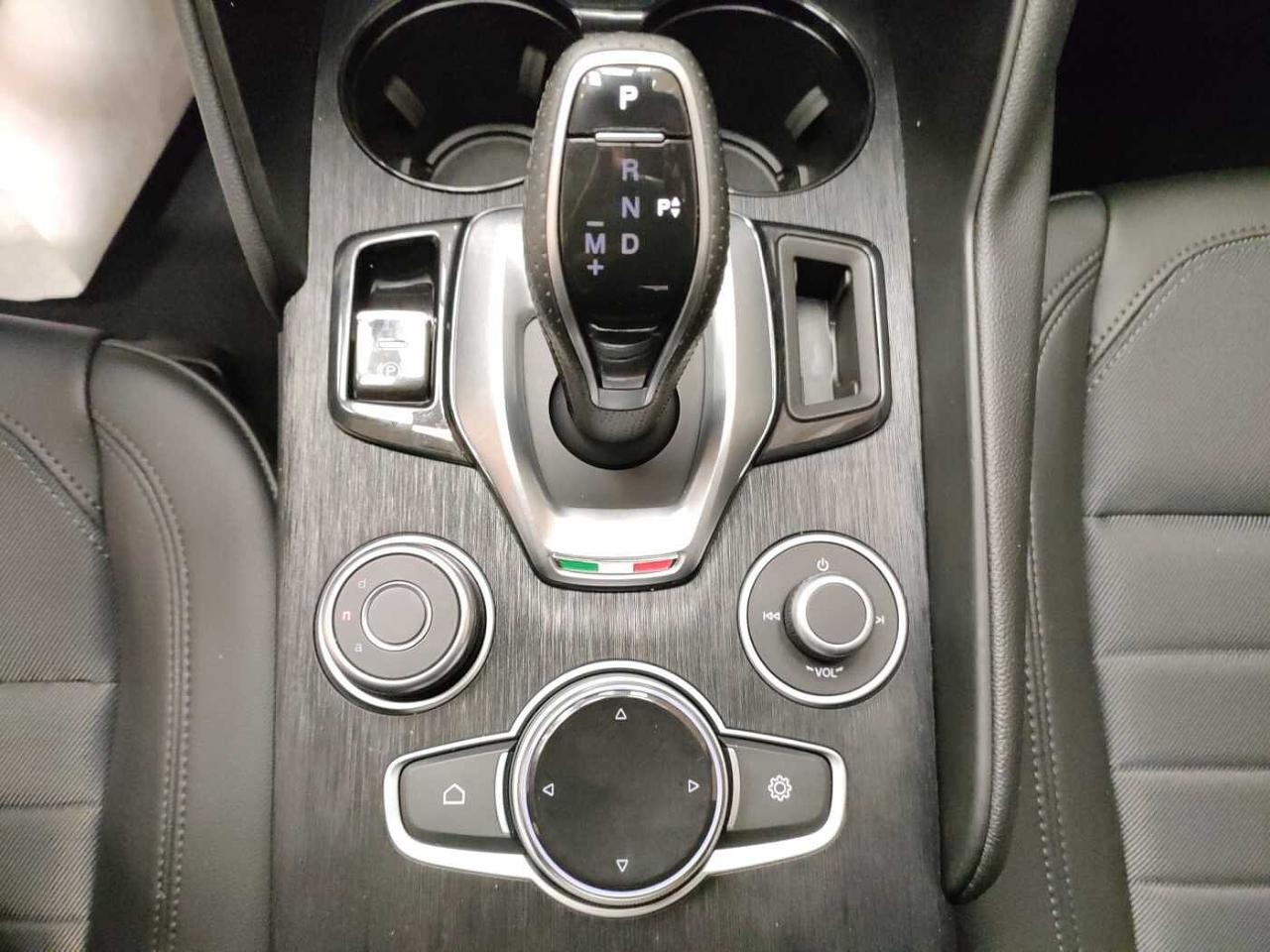 Alfa Romeo Alfa Romeo Giulia usata 13