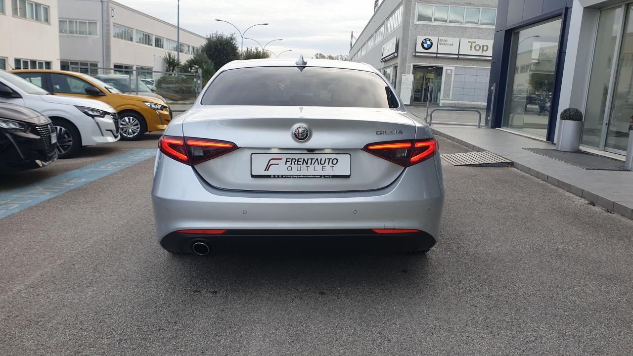 Alfa Romeo Alfa Romeo Giulia usata 13