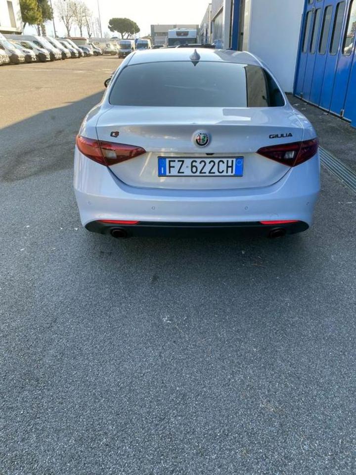 Alfa Romeo Alfa Romeo Giulia usata 11