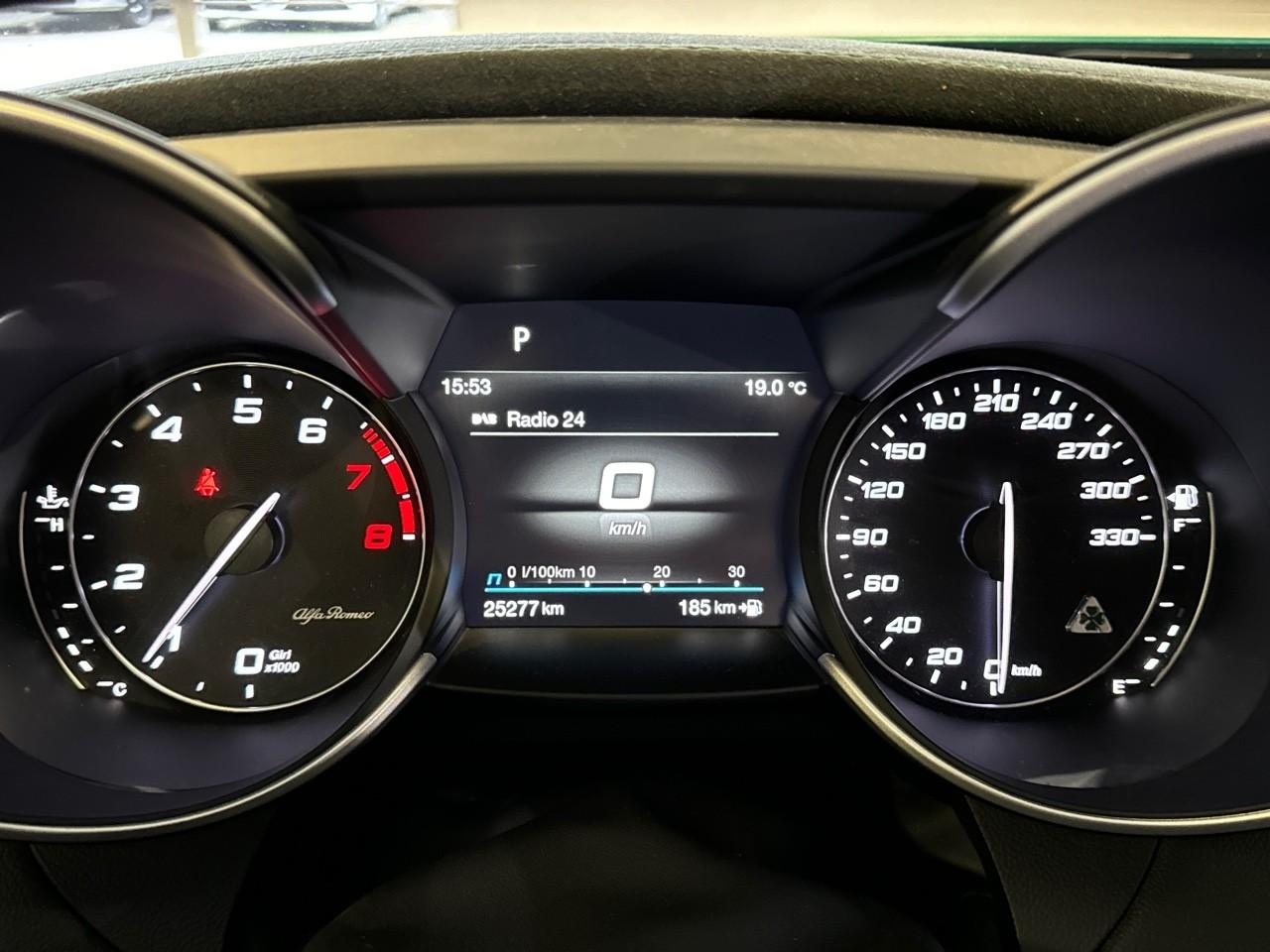 Alfa Romeo Alfa Romeo Giulia usata, con Mirror Screen