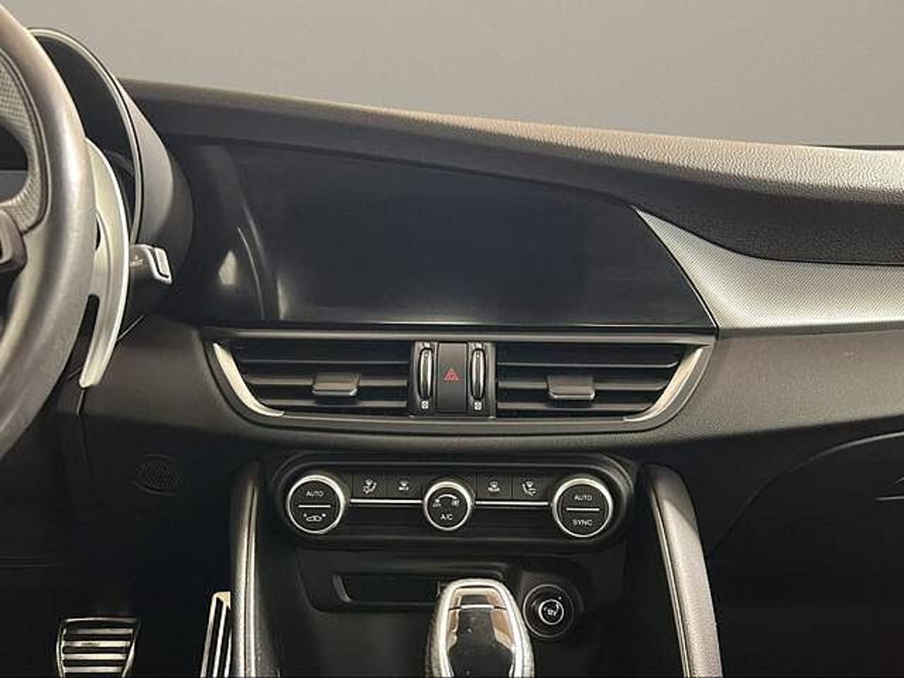 Alfa Romeo Alfa Romeo Giulia usata 14