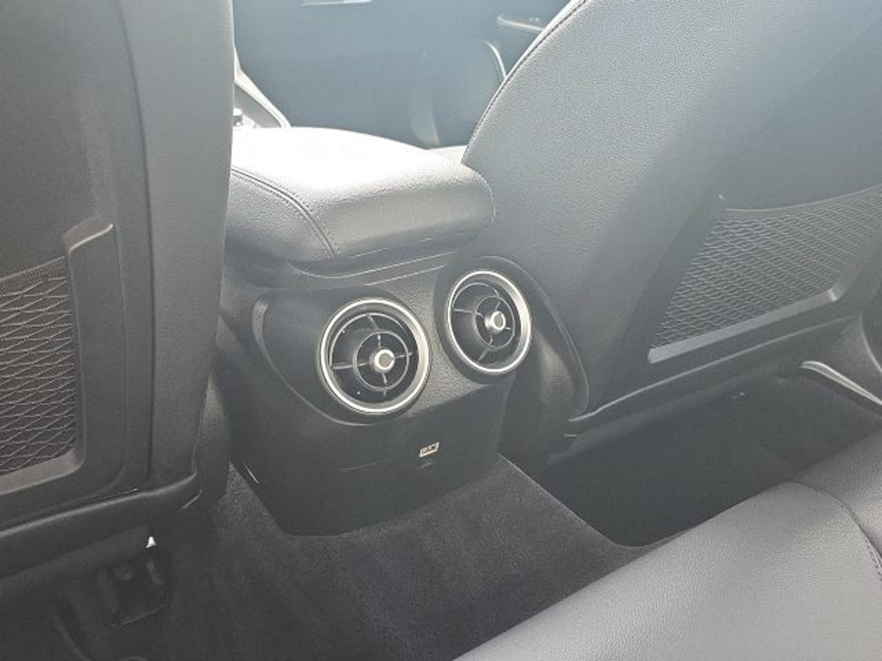 Alfa Romeo Alfa Romeo Giulia usata 16