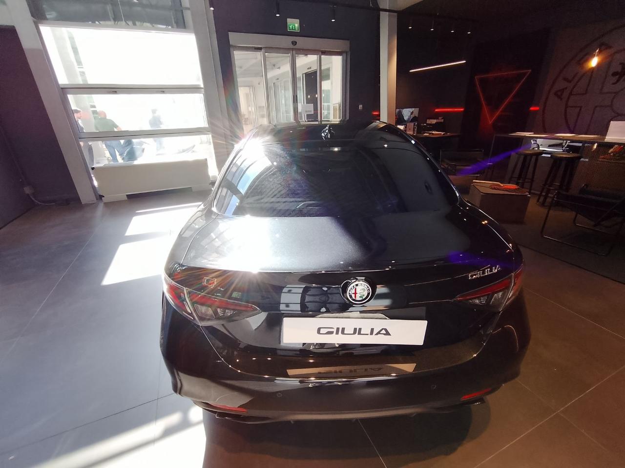 Alfa Romeo Alfa Romeo Giulia usata, con Tettuccio apribile