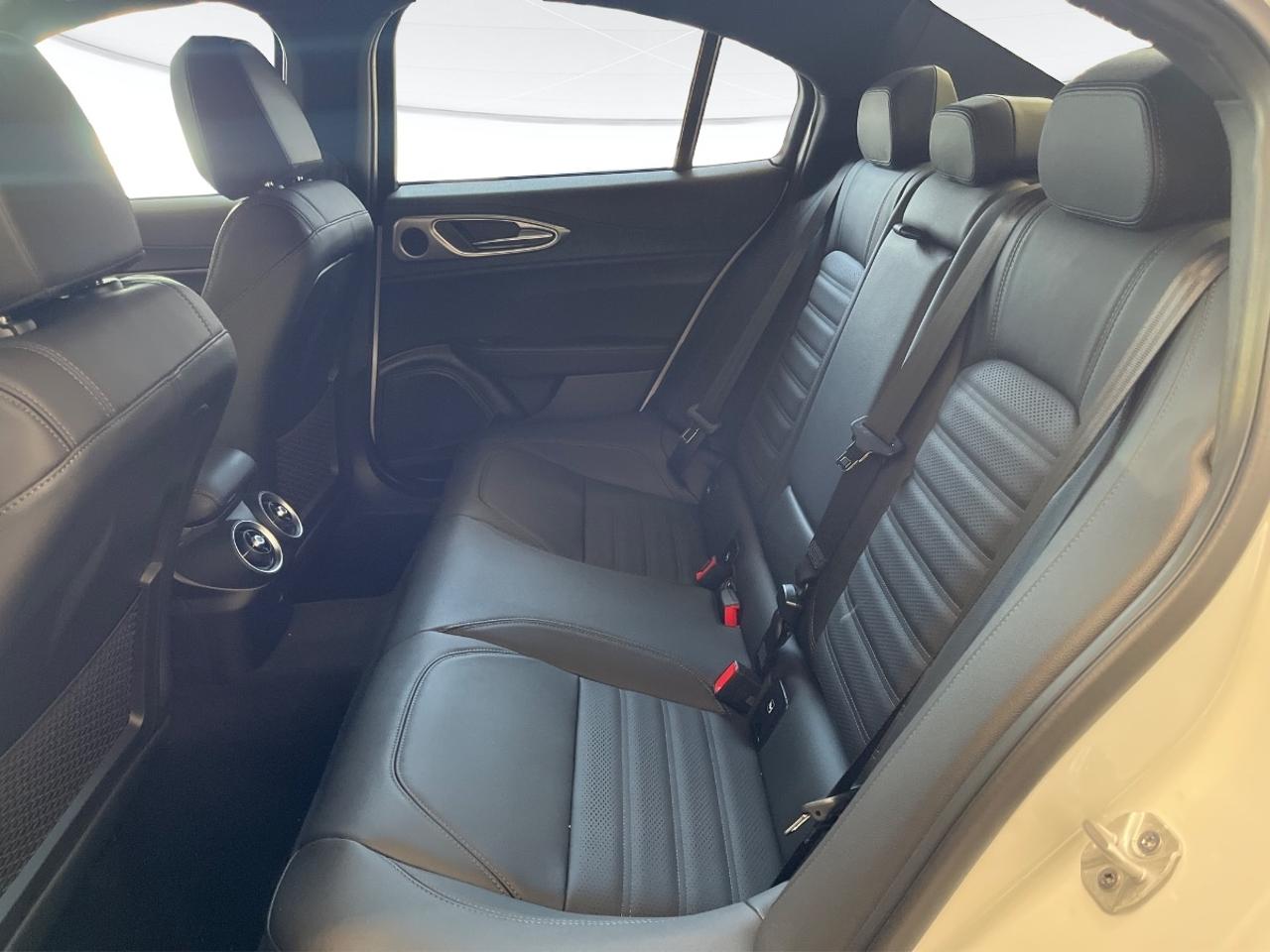 Alfa Romeo Alfa Romeo Giulia usata 17