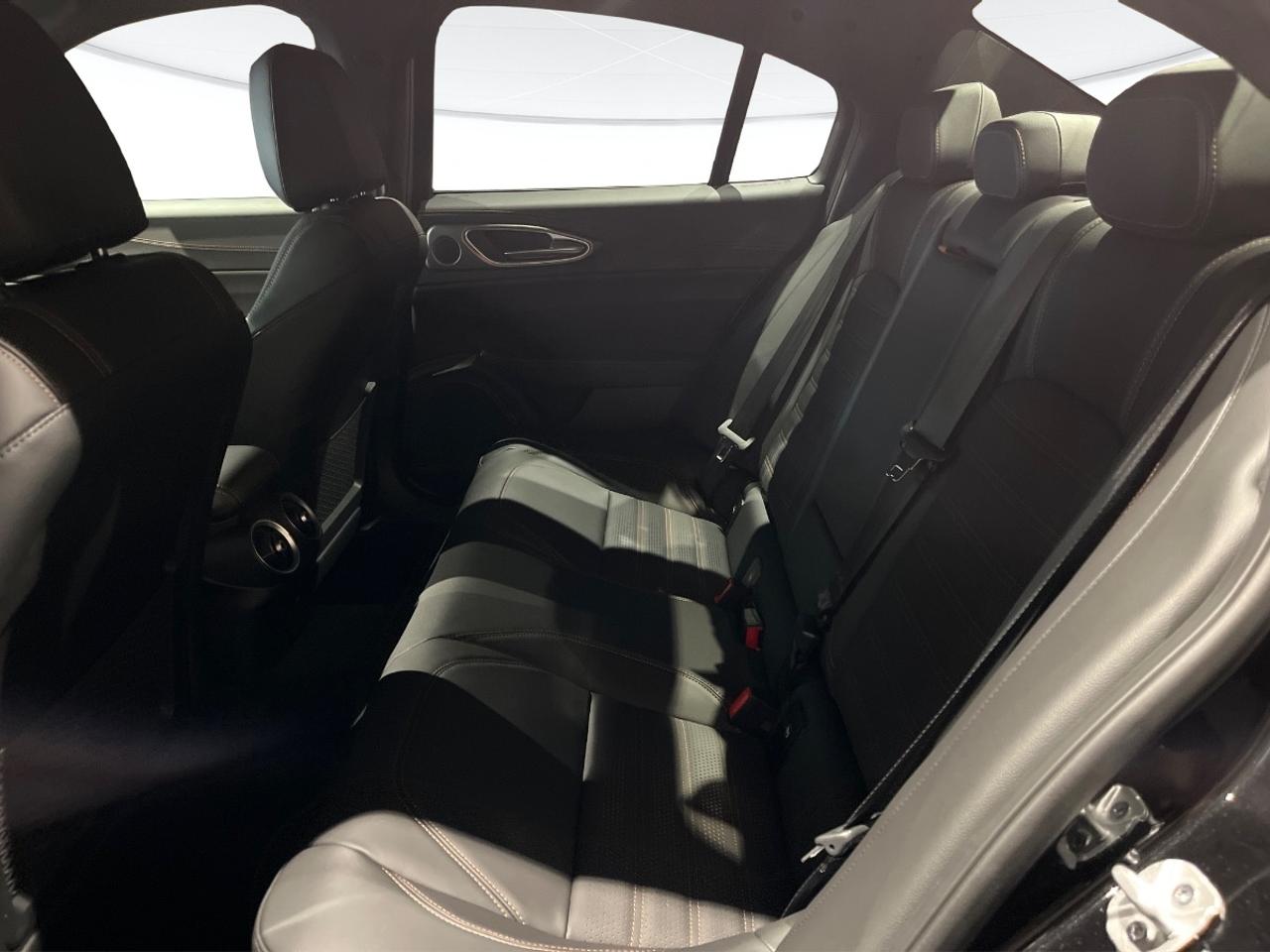 Alfa Romeo Alfa Romeo Giulia usata 14