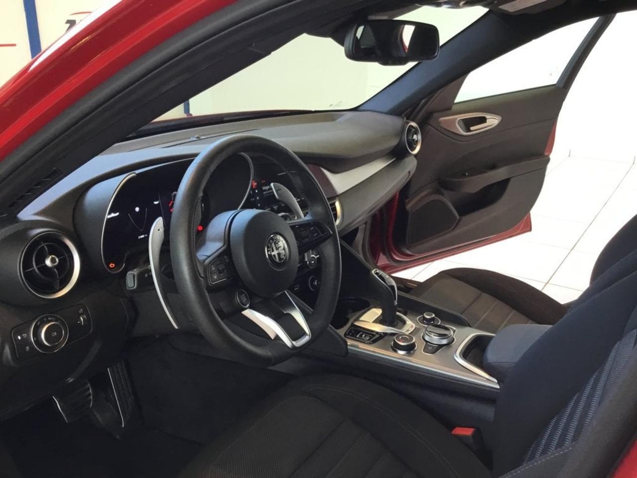 Alfa Romeo Alfa Romeo Giulia usata, con GPS