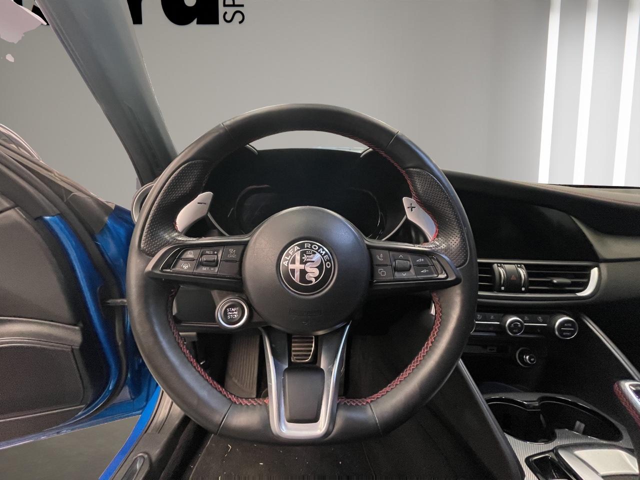 Alfa Romeo Giulia - Foto 2