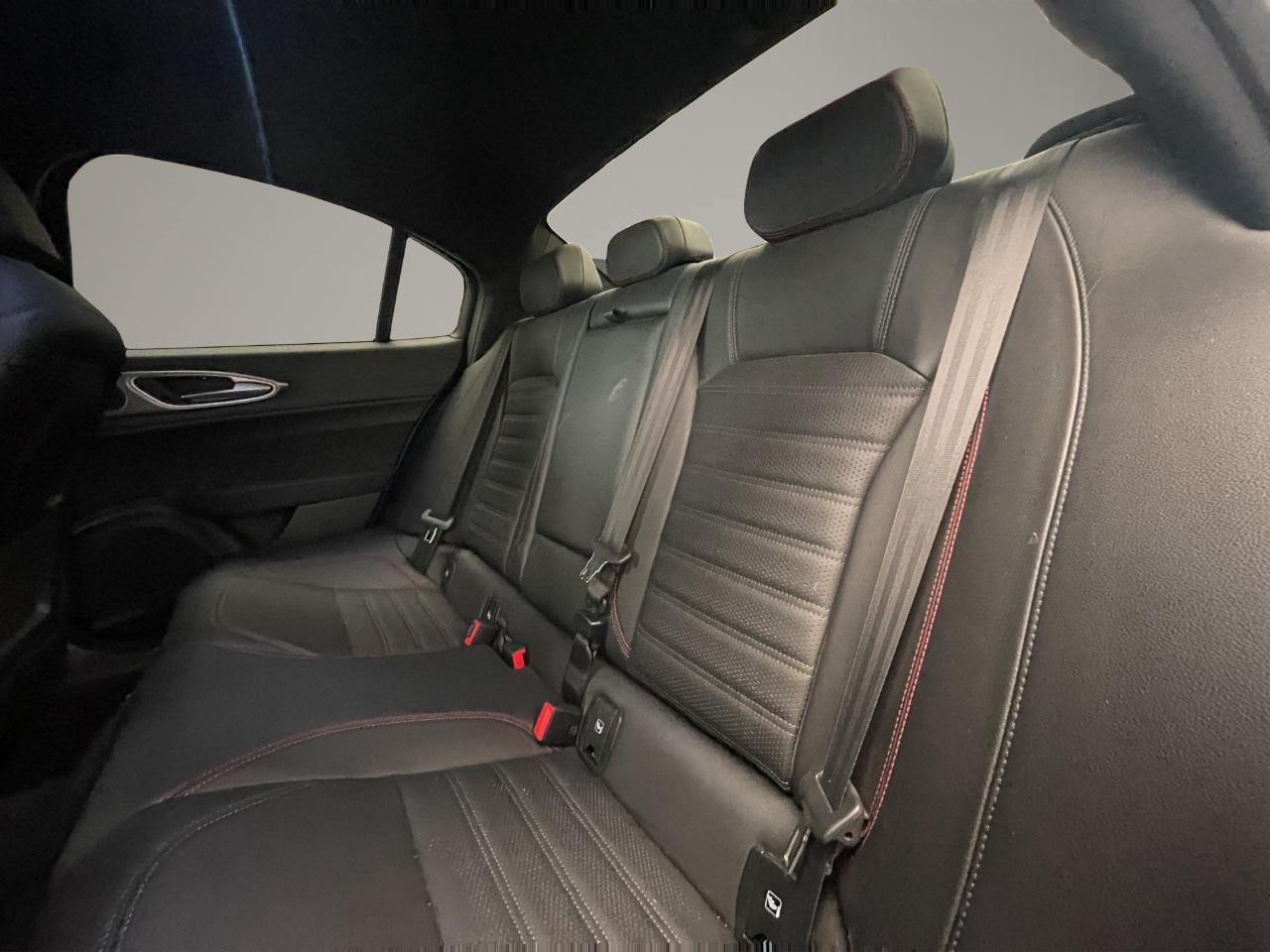 Alfa Romeo Giulia - Foto 4