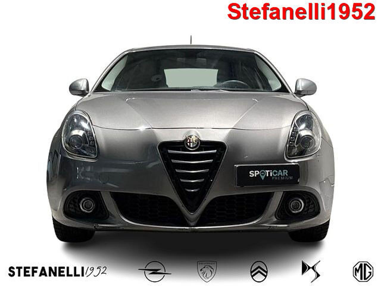 Alfa Romeo Alfa Romeo Giulietta usata, con alzacristalli elettrici anteriori e posteriori