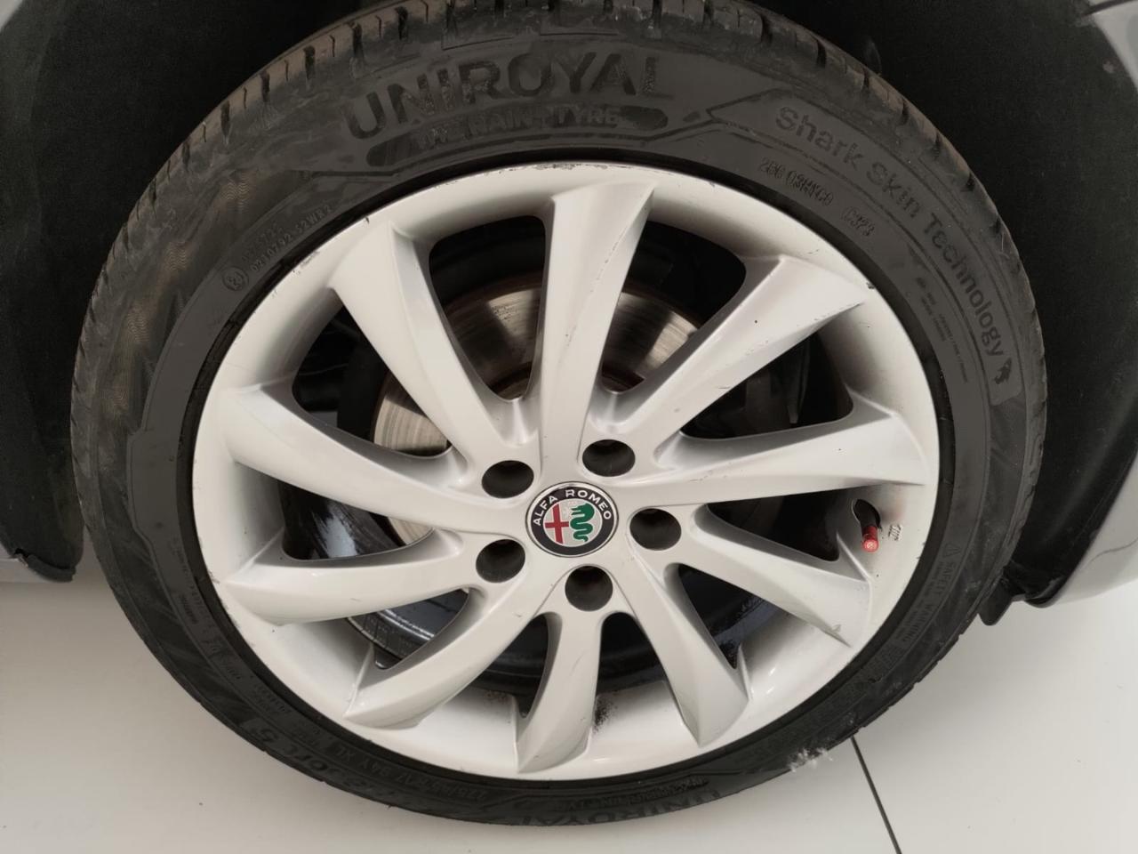 Alfa Romeo Alfa Romeo Giulietta usata 4