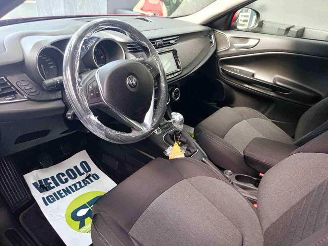 Alfa Romeo Alfa Romeo Giulietta usata, con alzacristalli elettrici
