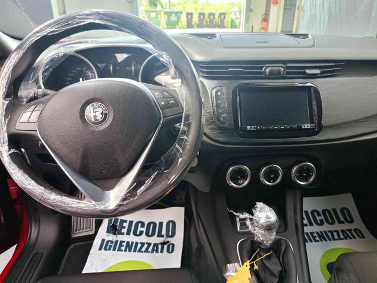 Alfa Romeo Alfa Romeo Giulietta usata, con cerchi in lega