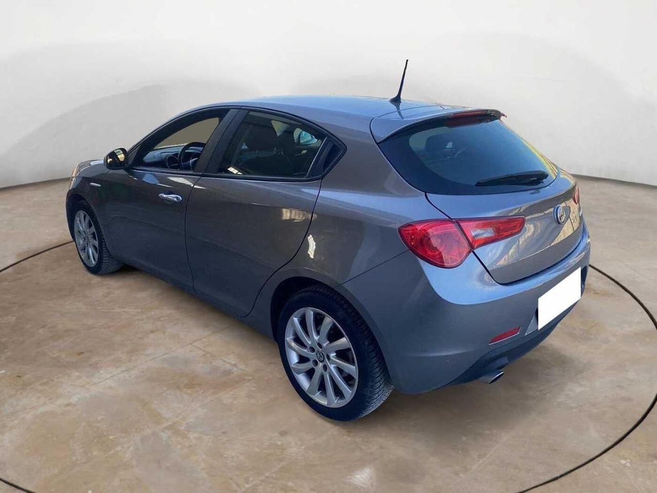 Alfa Romeo Alfa Romeo Giulietta usata 18