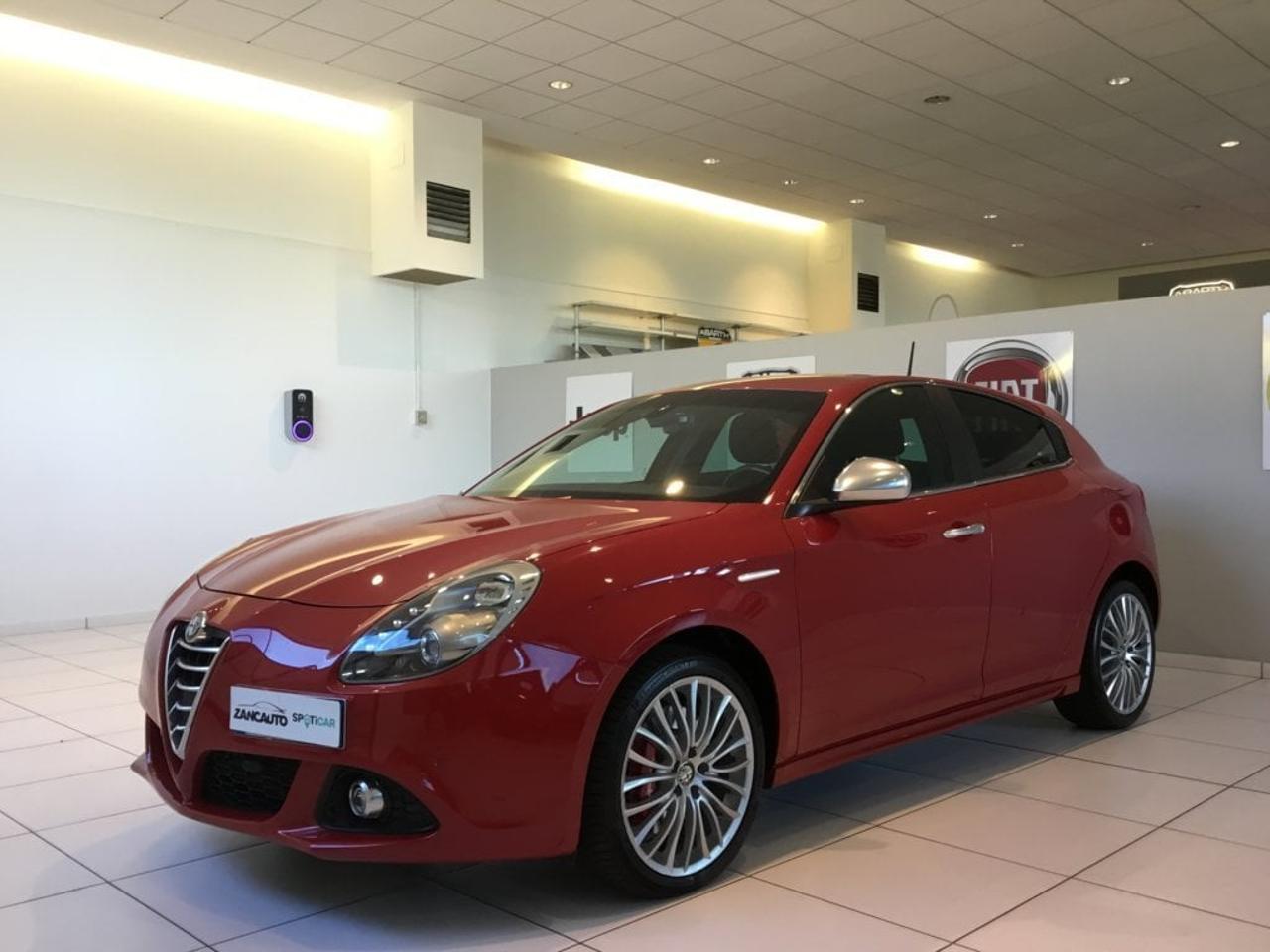 Alfa Romeo Alfa Romeo Giulietta usata, con luci diurne