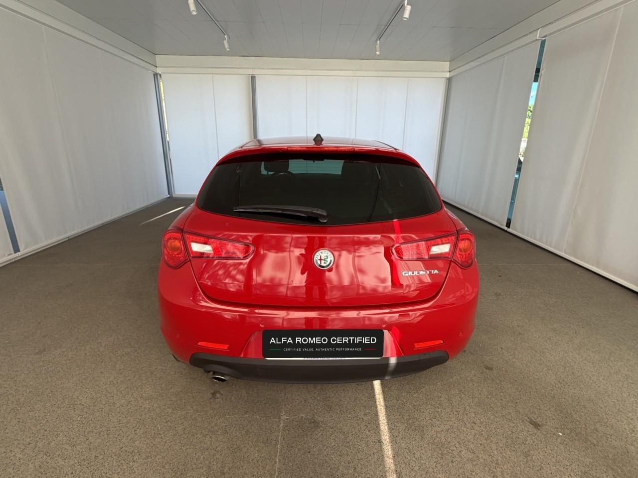 Alfa Romeo Alfa Romeo Giulietta usata, con cinture sicurezza post. conducente, cinture sicurezza post. passeggero, cinture sicurezza post. centrale a 3 punti