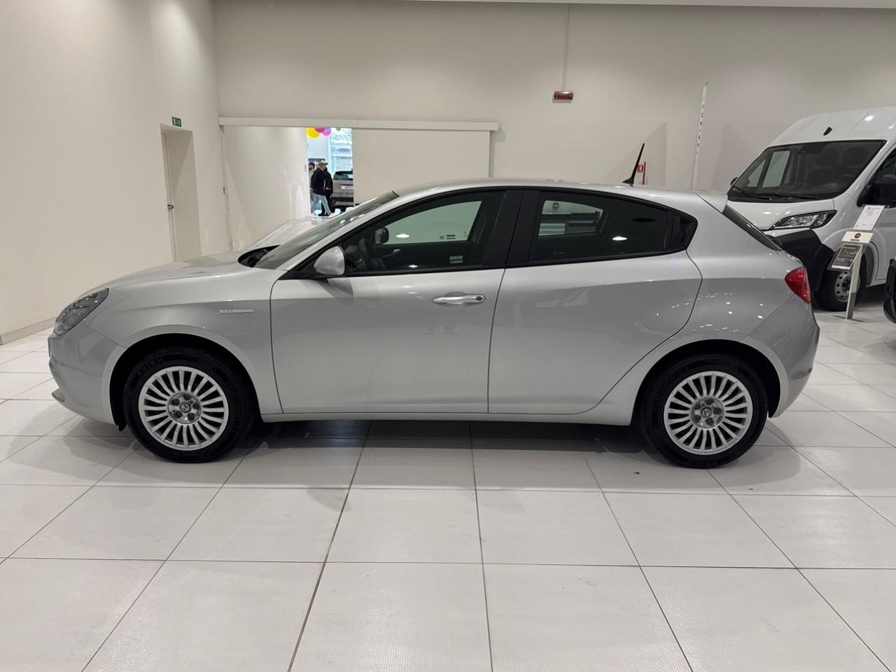 Alfa Romeo Alfa Romeo Giulietta usata 15