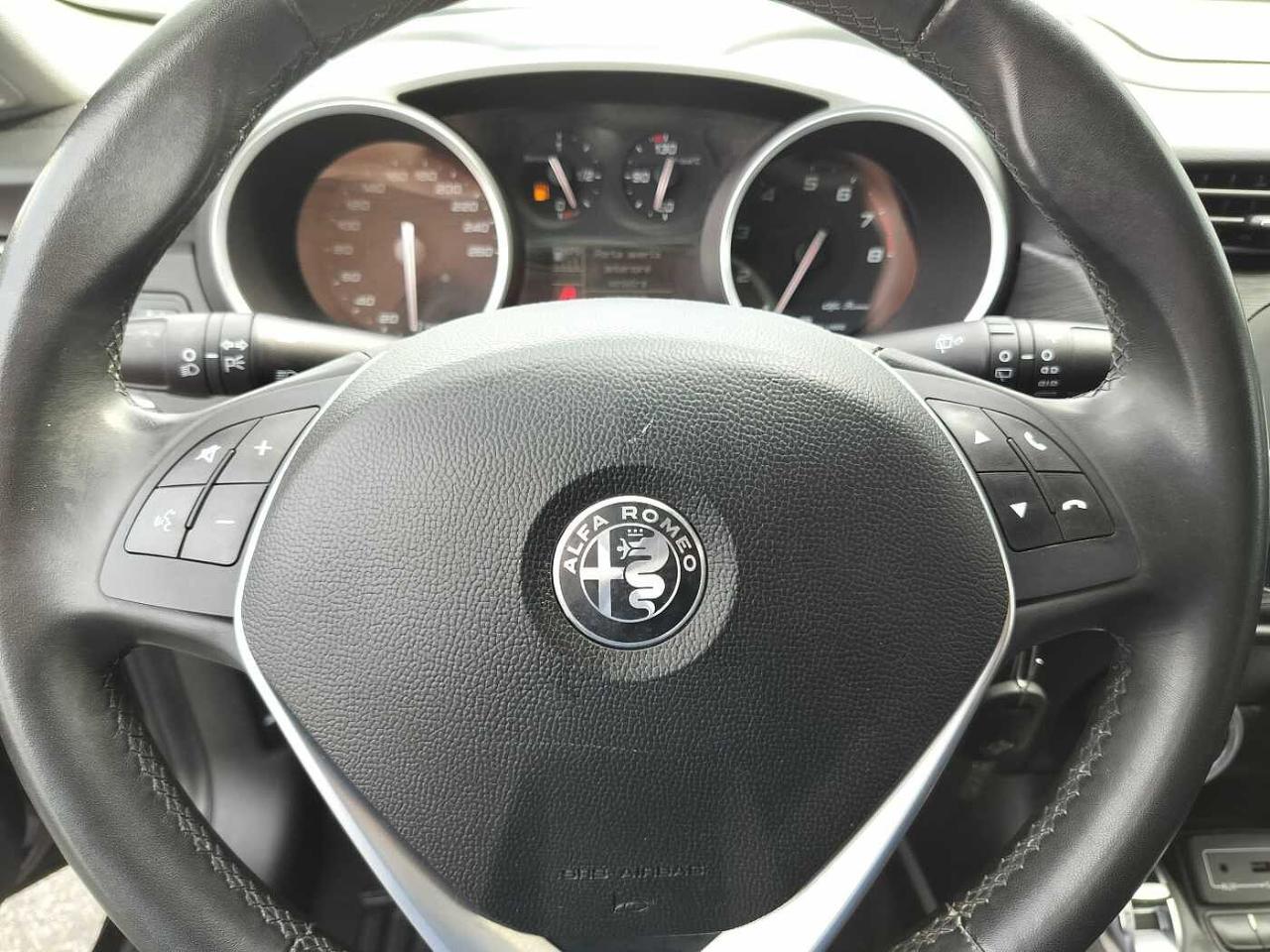 Alfa Romeo Alfa Romeo Giulietta usata 9