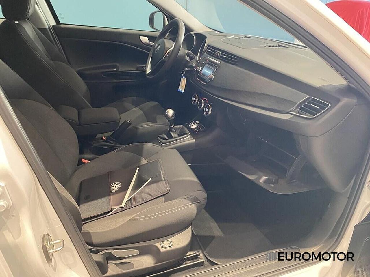 Alfa Romeo Alfa Romeo Giulietta usata 9
