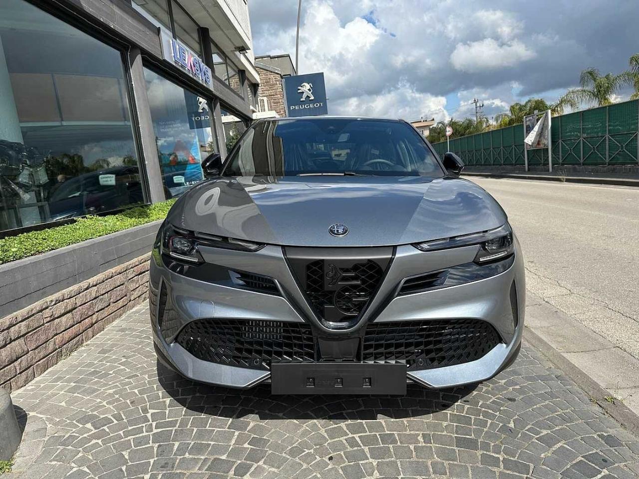 Alfa Romeo Alfa Romeo Junior usata, con 6 marce