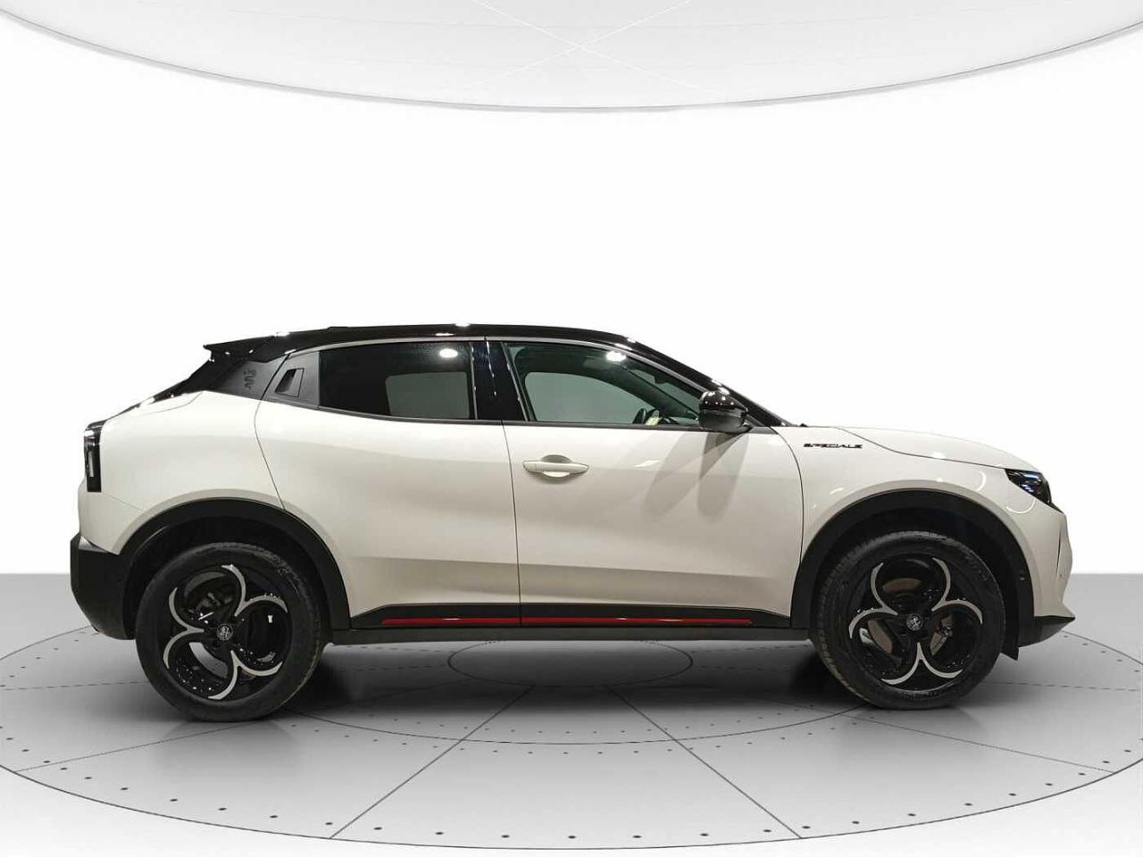 Alfa Romeo Alfa Romeo Junior usata, con Calotte specchietti retrovisori esterni nero lucido