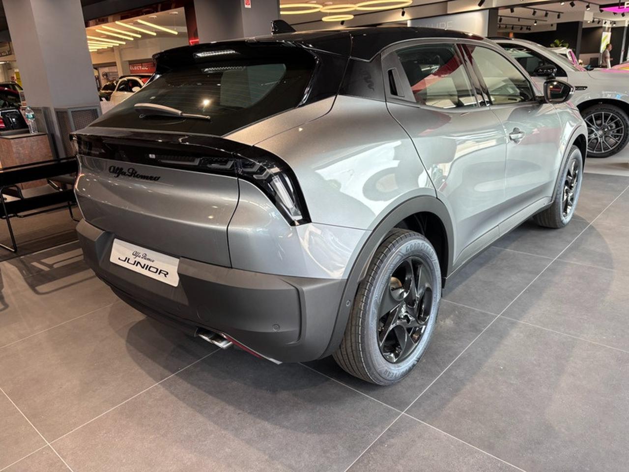 Alfa Romeo Alfa Romeo Junior usata 2