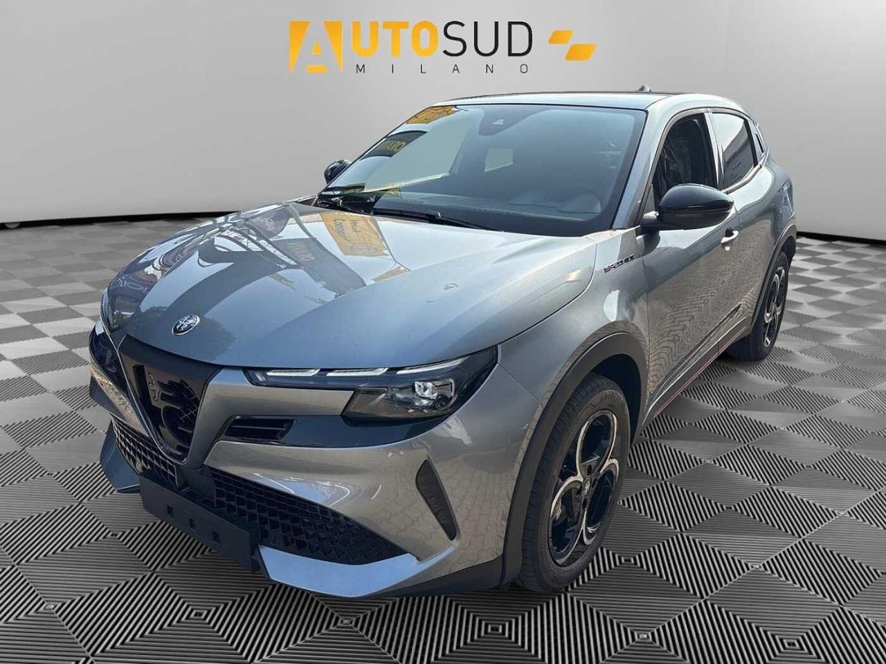 Alfa Romeo Alfa Romeo Junior Junior 1.2 ibrida Speciale 136cv edct6