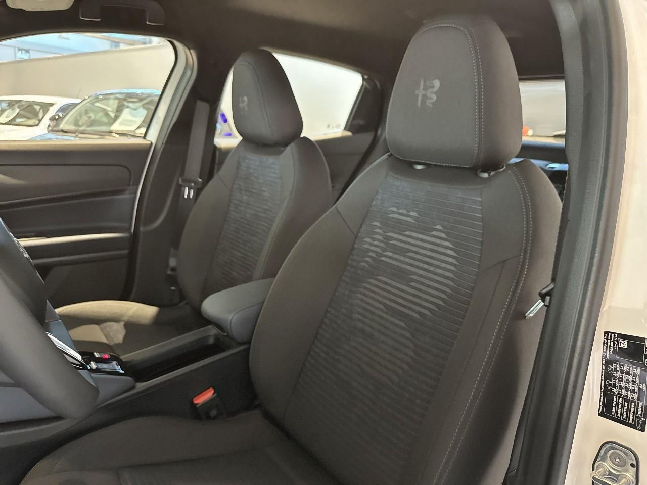 Alfa Romeo Alfa Romeo Junior usata, con climatizzatore a controllo automatico