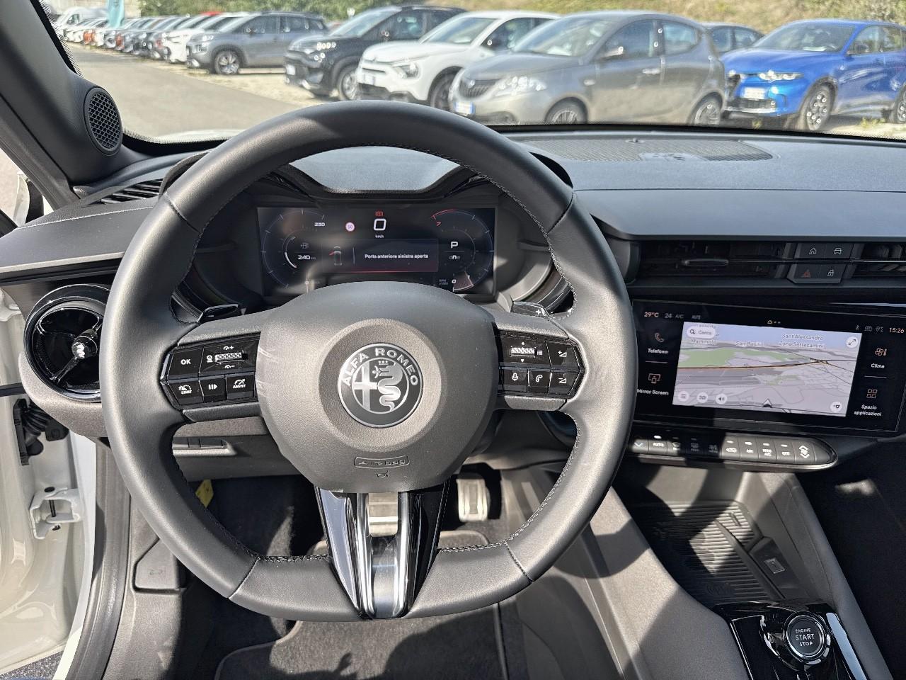 Alfa Romeo Alfa Romeo Junior usata, con airbag laterali a tendina ant./post.