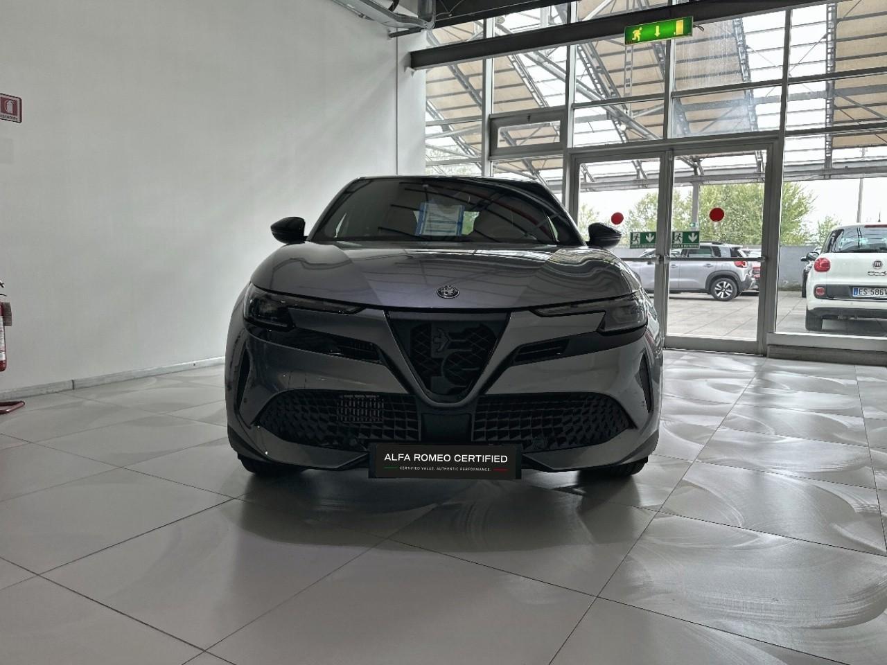 Alfa Romeo Alfa Romeo Junior usata, con Angoli di rampa angolo di attacco (gradi): 16,4 e angolo di uscita (gradi): 29,0