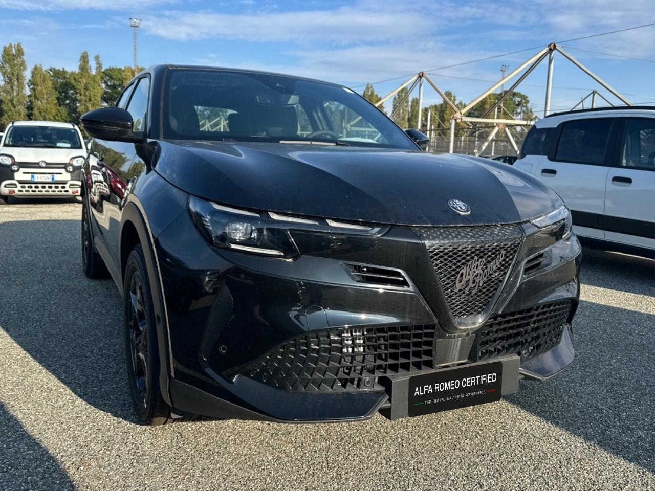 Alfa Romeo Alfa Romeo Junior usata, con assistenza alla frenata di emergenza