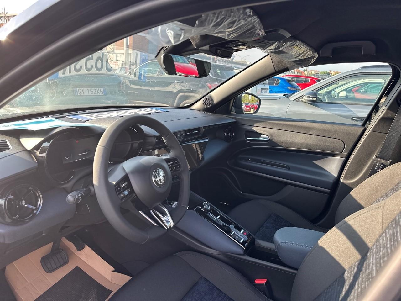 Alfa Romeo Alfa Romeo Junior usata, con chiusura centralizzata scheda