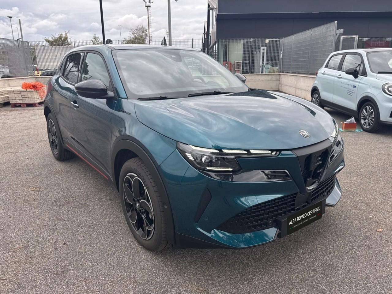 Alfa Romeo Alfa Romeo Junior usata, con assistenza alla frenata di emergenza