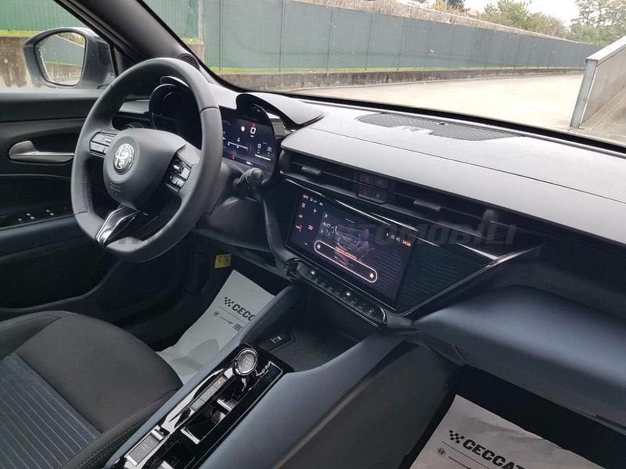 Alfa Romeo Alfa Romeo Junior usata, con start/stop automatico