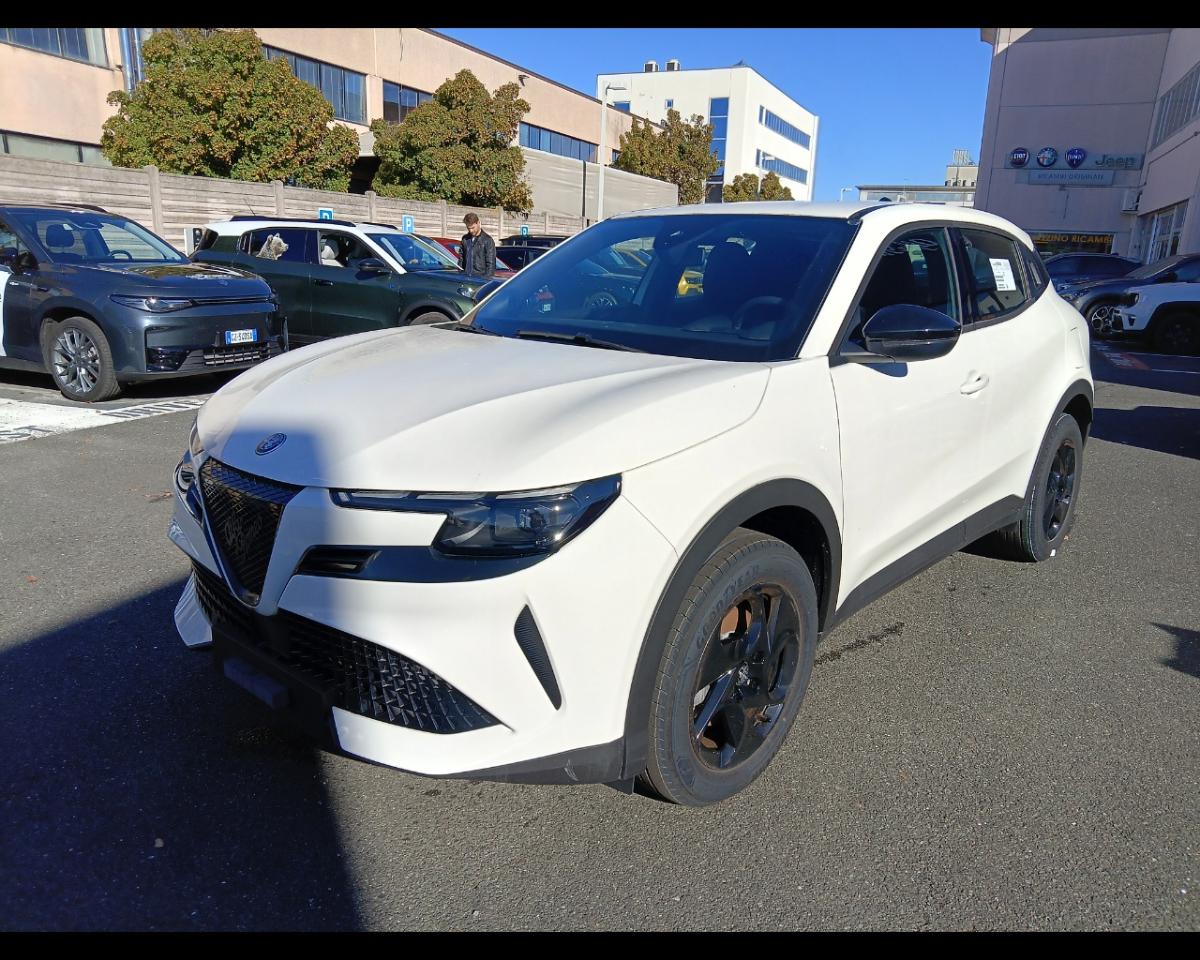 Alfa Romeo Alfa Romeo Junior Junior -Junior 1.2 ibrida 136cv edct6