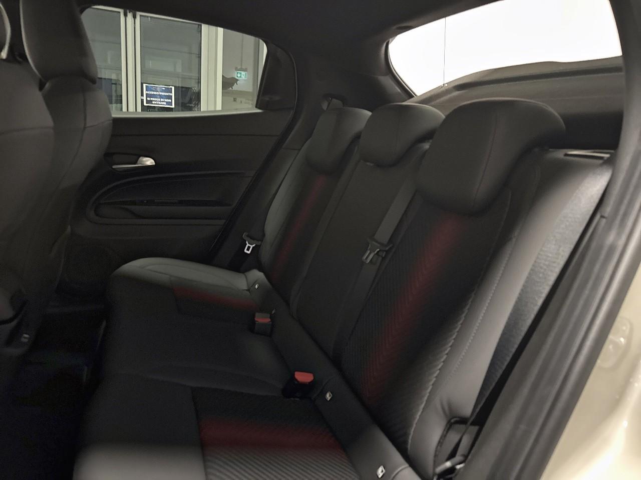 Alfa Romeo Alfa Romeo Junior usata, con Climatizzatore