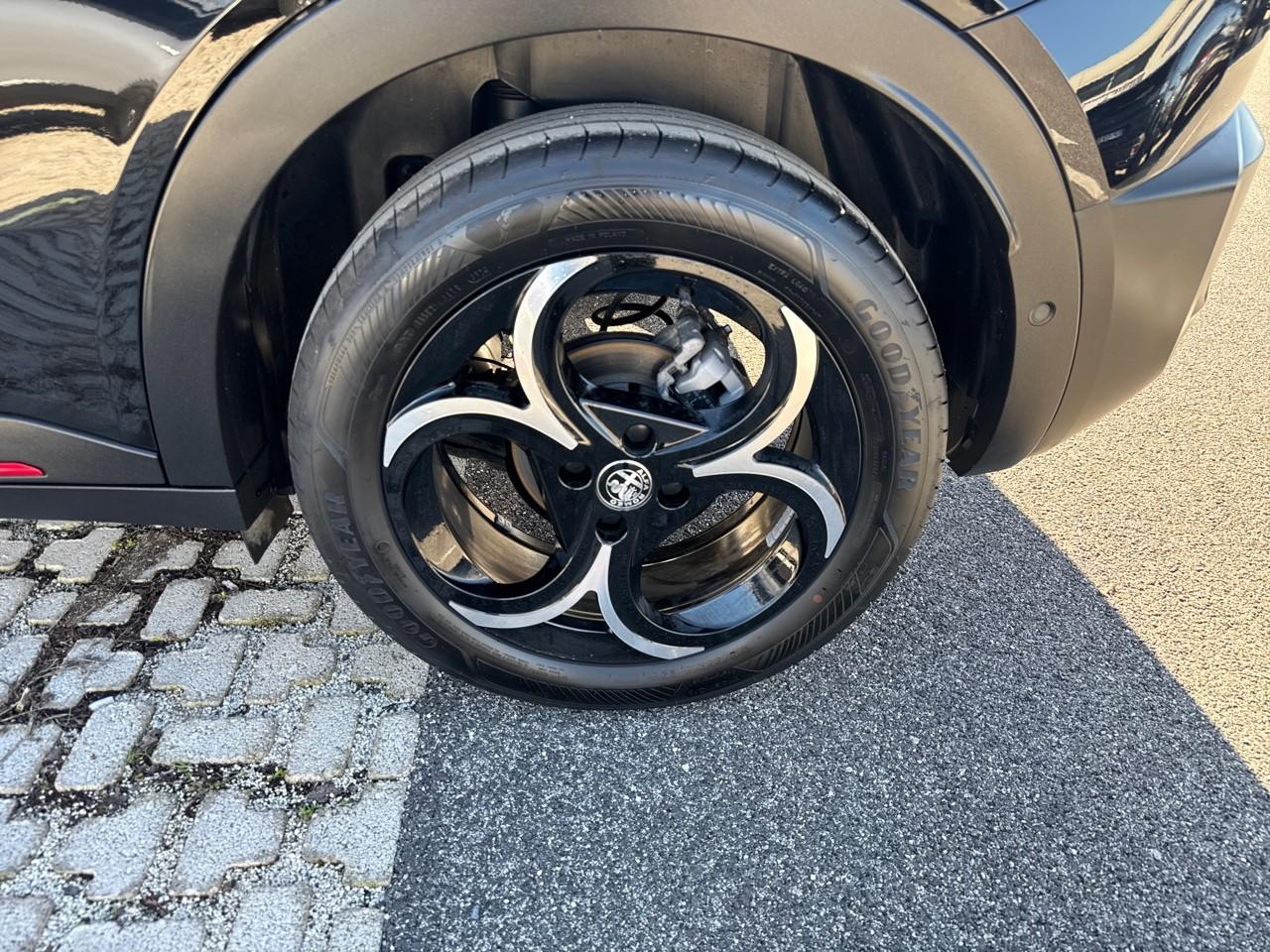 Alfa Romeo Alfa Romeo Junior usata, con GPS