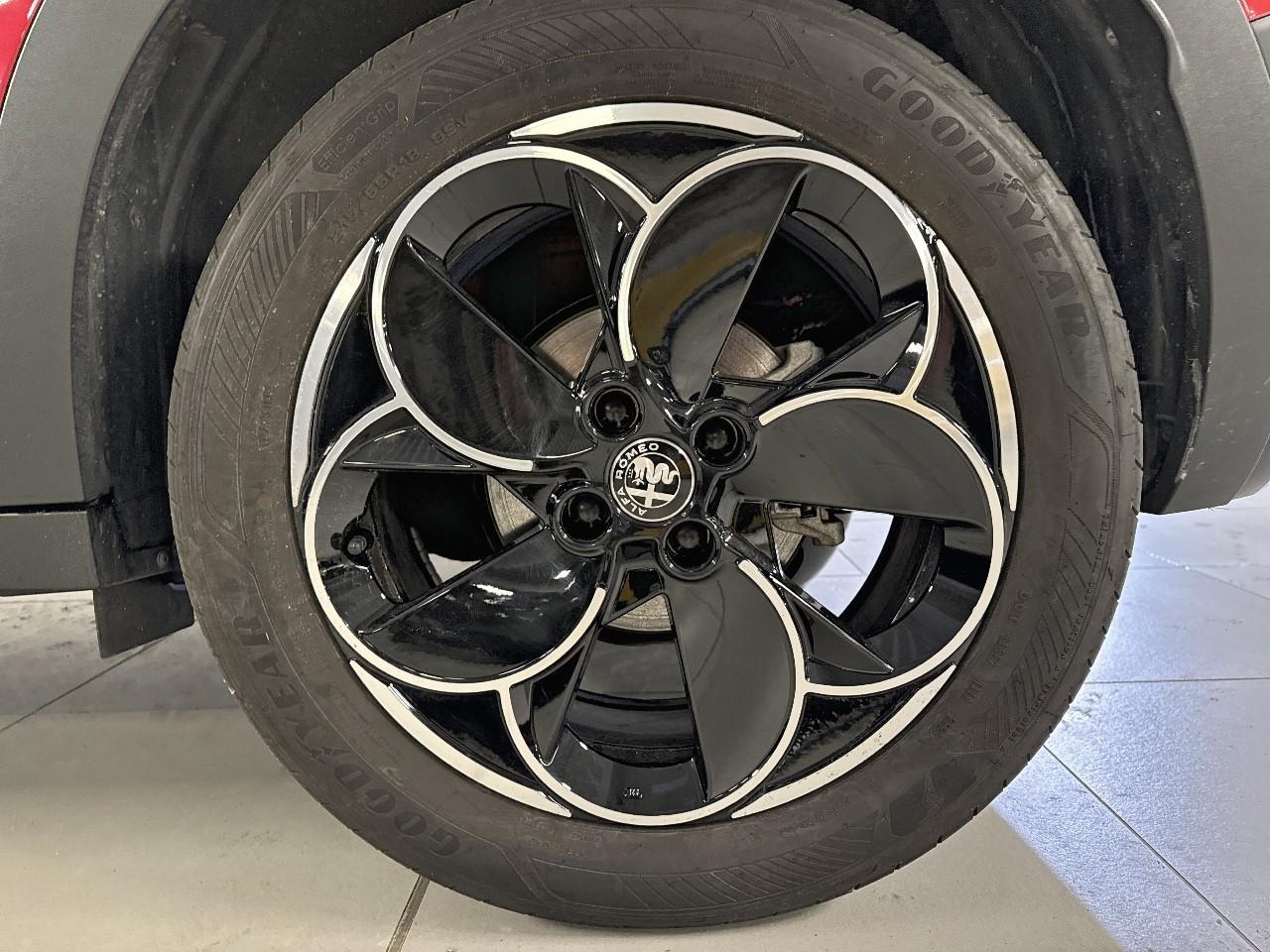 Alfa Romeo Alfa Romeo Junior usata, con GPS