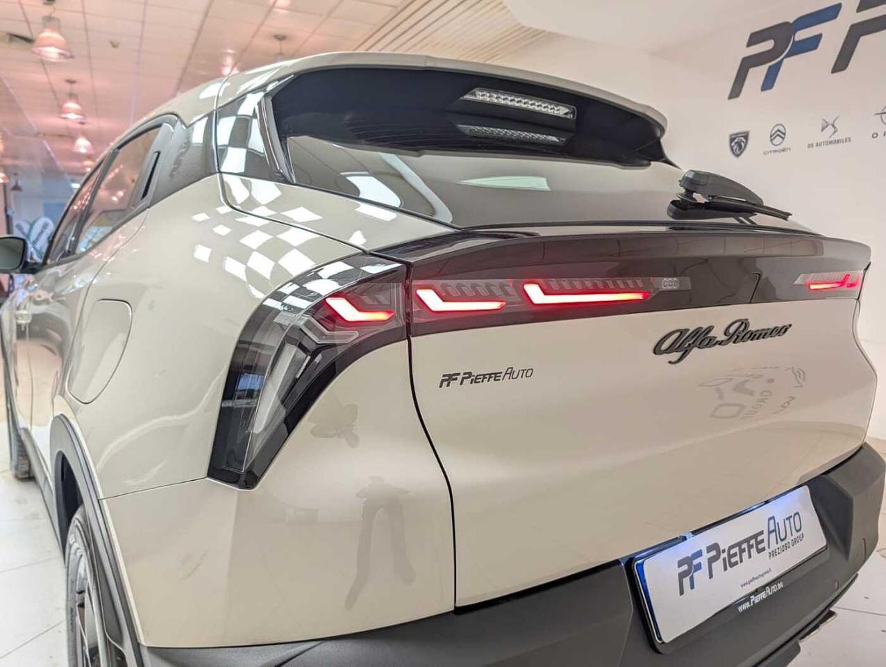 Alfa Romeo Alfa Romeo Junior usata 24