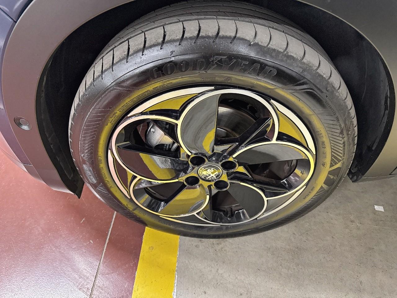 Alfa Romeo Alfa Romeo Junior usata, con GPS