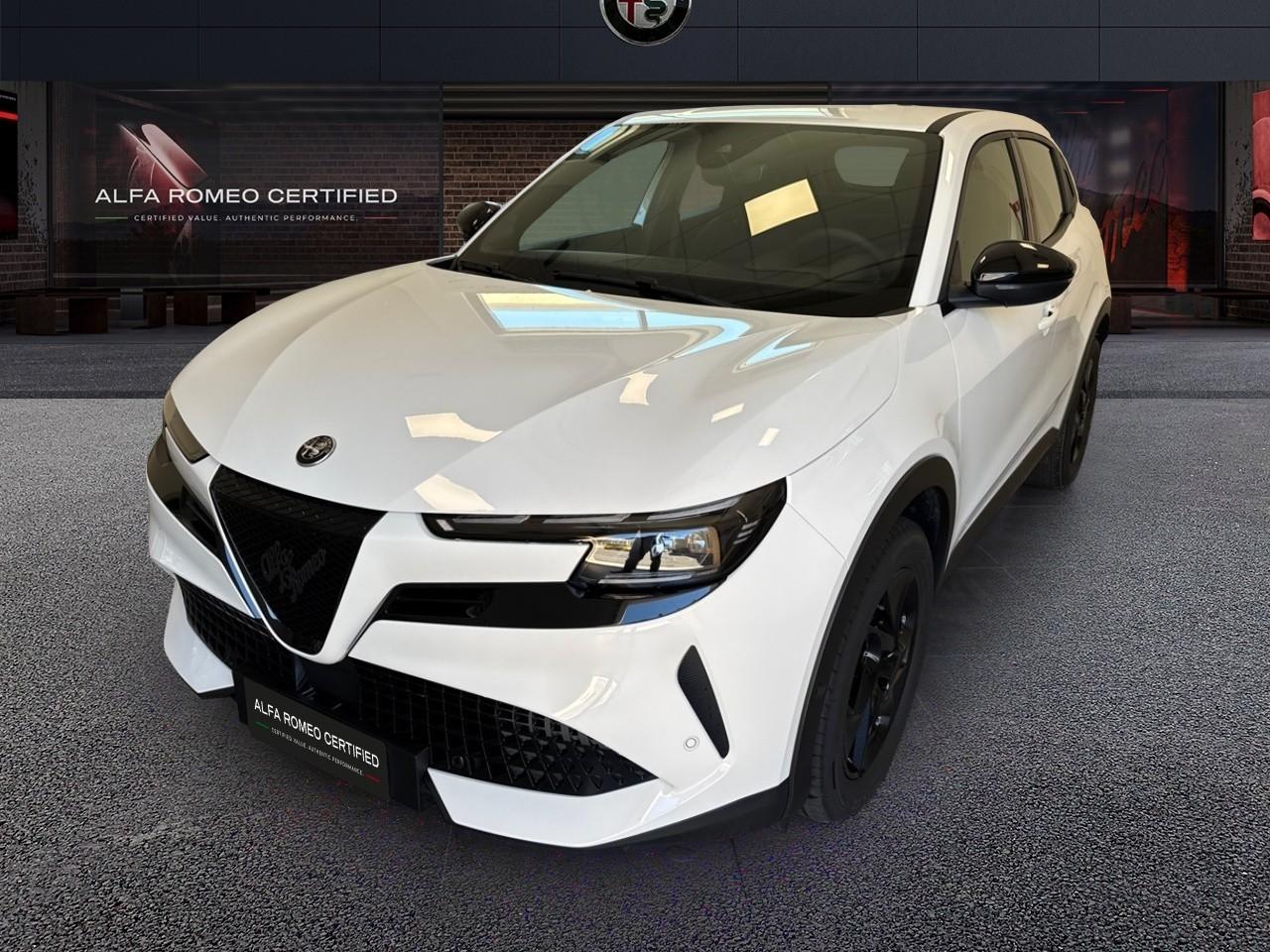 Alfa Romeo Alfa Romeo Junior Junior 1.2 136CV Hybrid eDCT6 ibrida