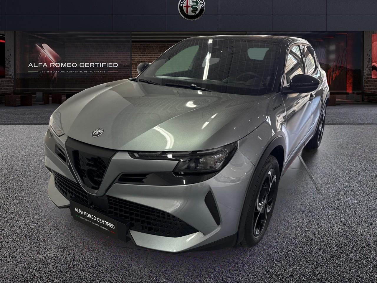 Alfa Romeo Alfa Romeo Junior Junior 1.2 136CV Hybrid eDCT6 ibrida SPECIALE