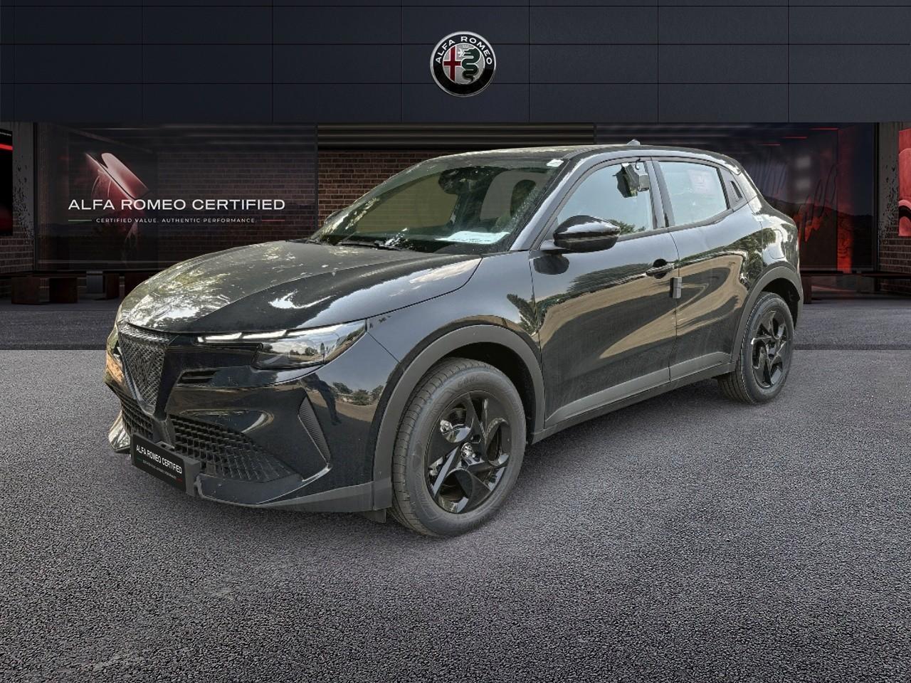 ALFA ROMEO ALFA ROMEO Junior Usato Nero MILD-HYBRID-PETROL 2025