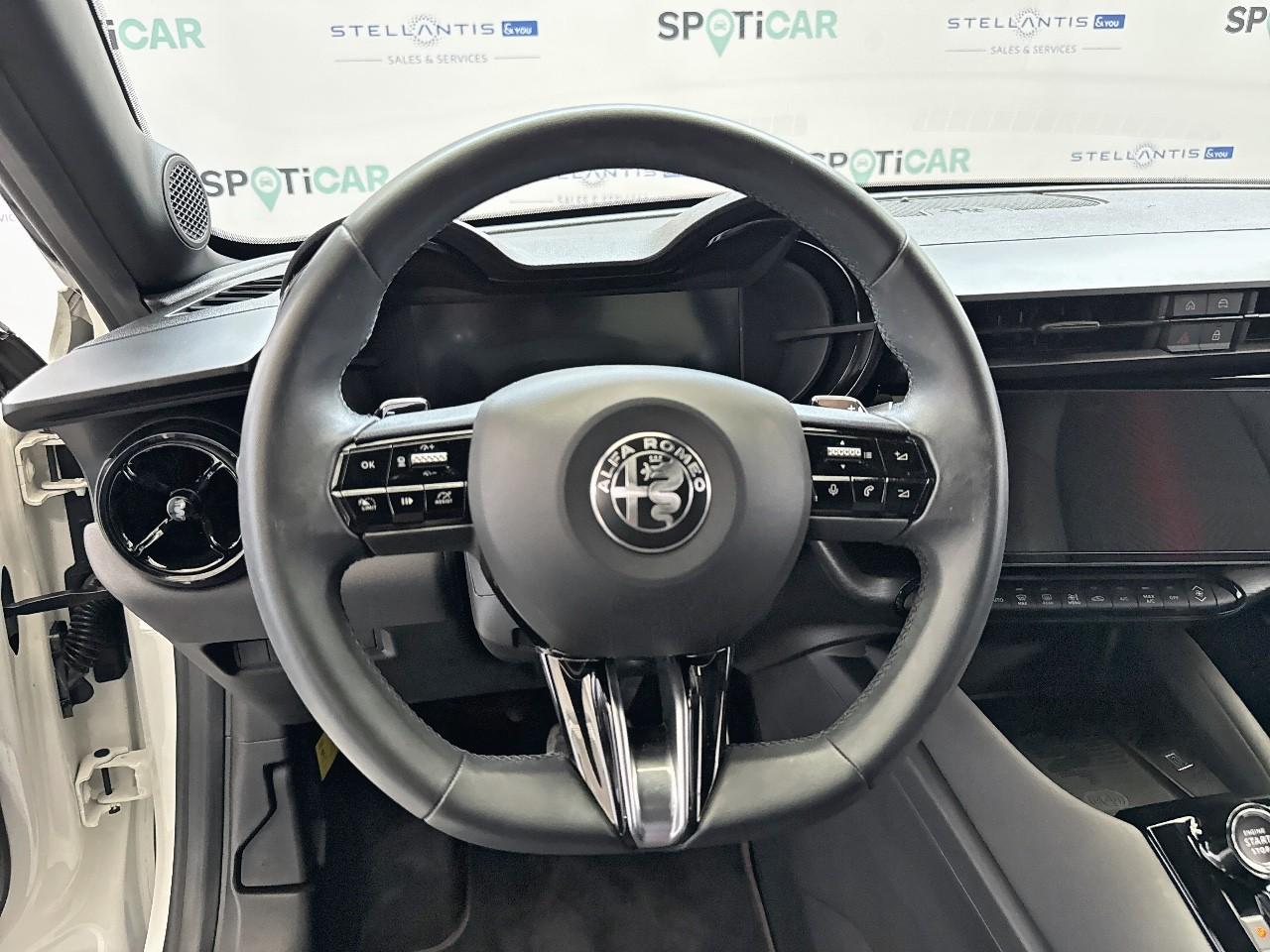 Alfa Romeo Alfa Romeo Junior usata, con Mirror Screen