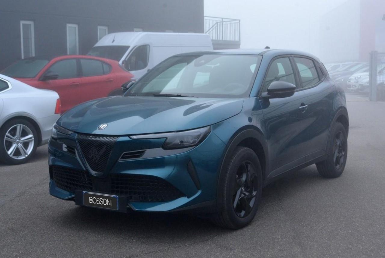 Alfa Romeo Alfa Romeo Junior Junior - Junior 1.2 ibrida 145cv edct6