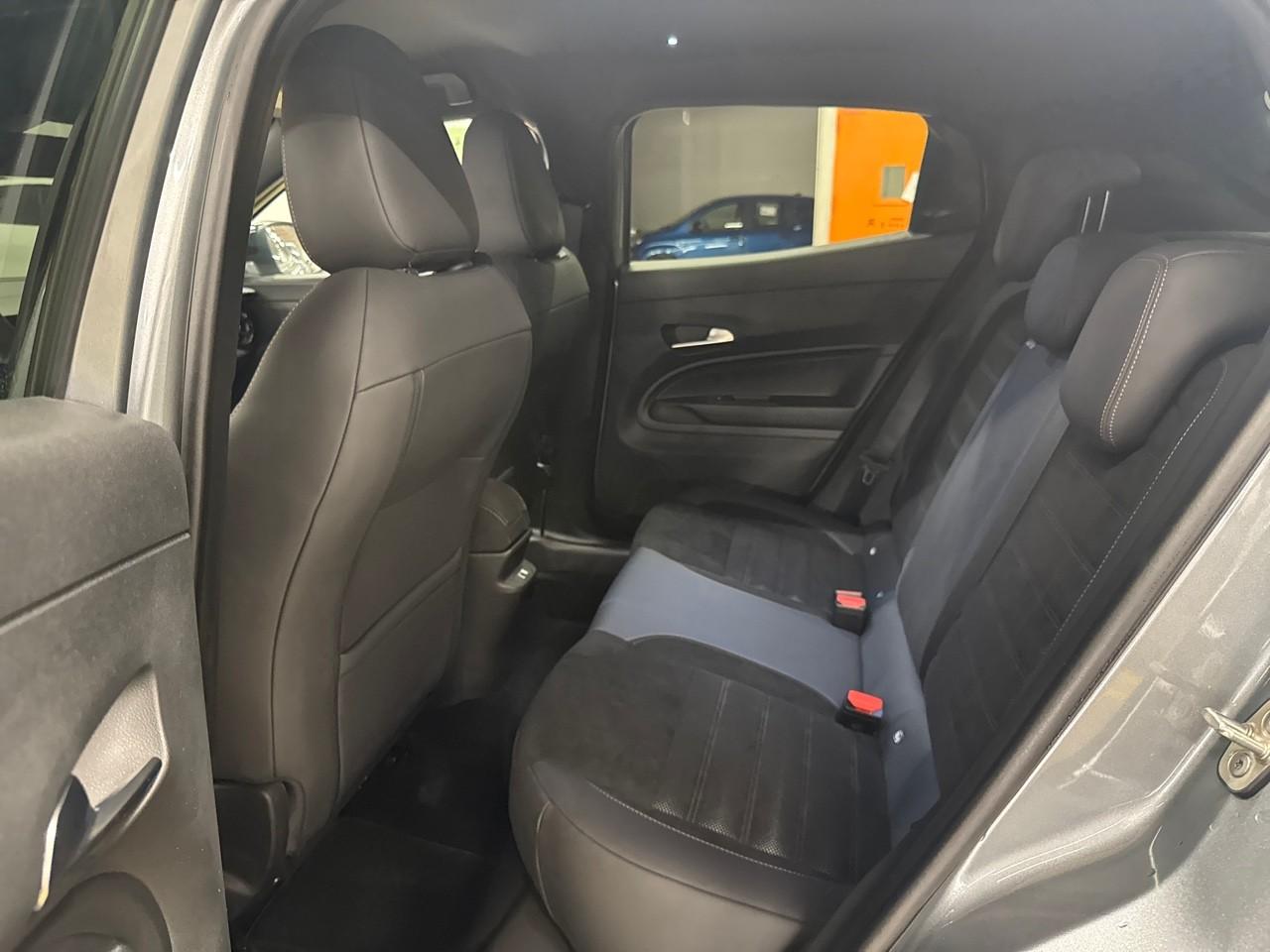 Alfa Romeo Alfa Romeo Junior usata, con Climatizzatore