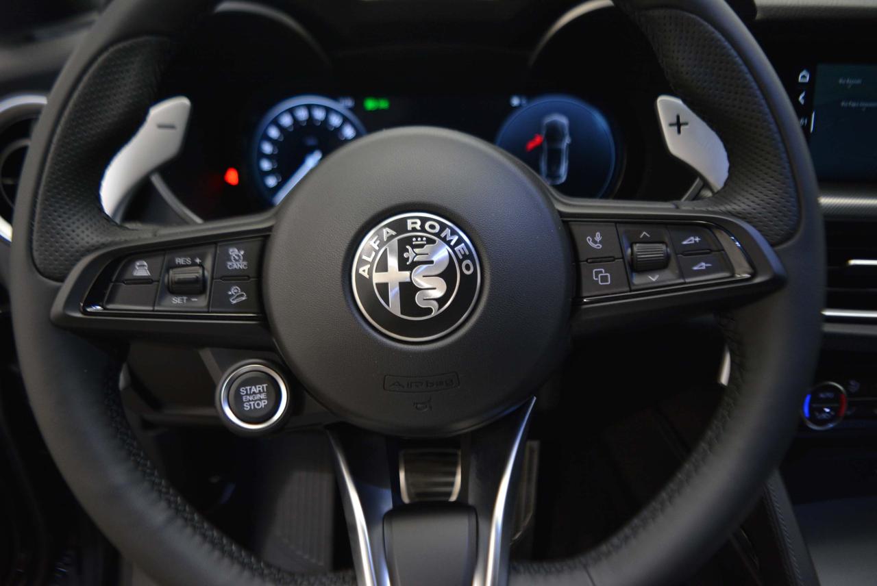 Alfa Romeo Alfa Romeo Stelvio usata, con start/stop automatico