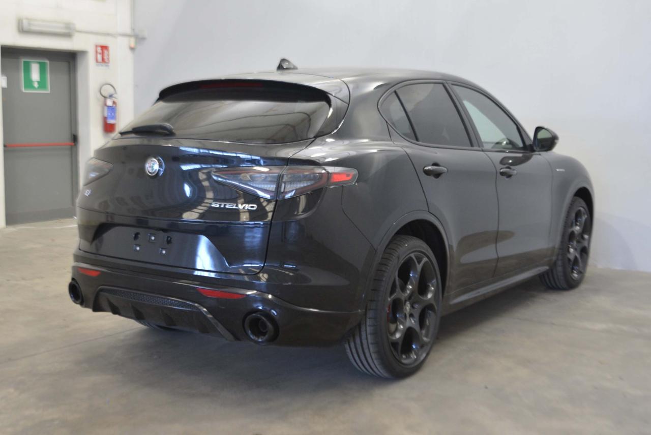Alfa Romeo Alfa Romeo Stelvio usata 17